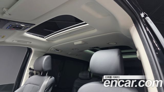 Hyundai Staria 2026 — photo 25
