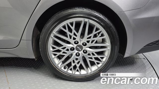 Genesis G70 2021 — photo 5