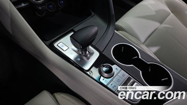 Genesis G70 2021 — photo 12