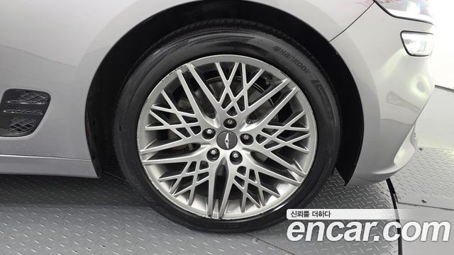 Genesis G70 2021 — photo 7