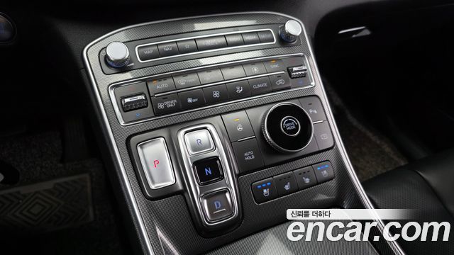 Hyundai Santafe 2022 — photo 12