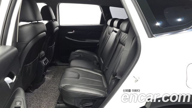 Hyundai Santafe 2022 — photo 16