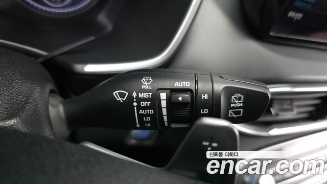 Hyundai Santafe 2022 — photo 29
