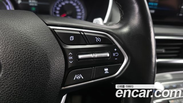 Hyundai Santafe 2022 — photo 31