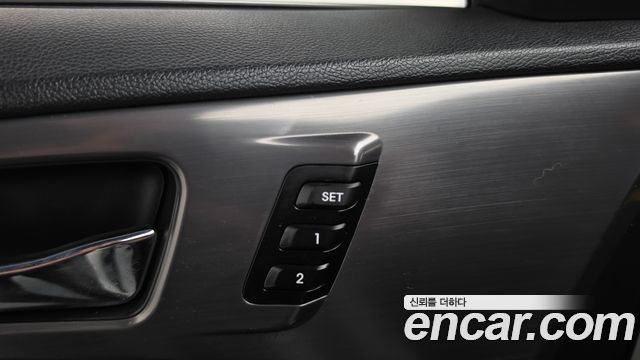 Hyundai Sonata 2012 — photo 32