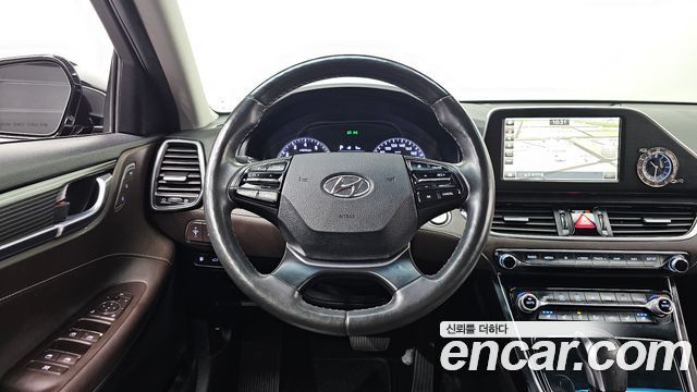 Hyundai Grandeur 2018 — photo 13