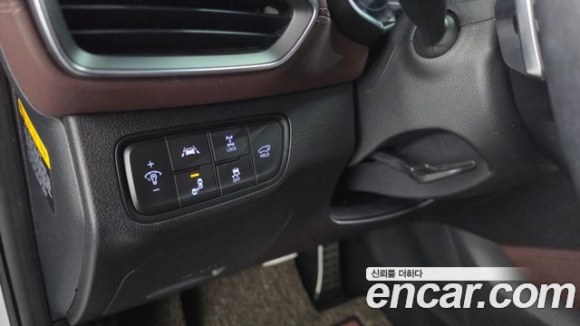 Hyundai Santafe 2019 — photo 28