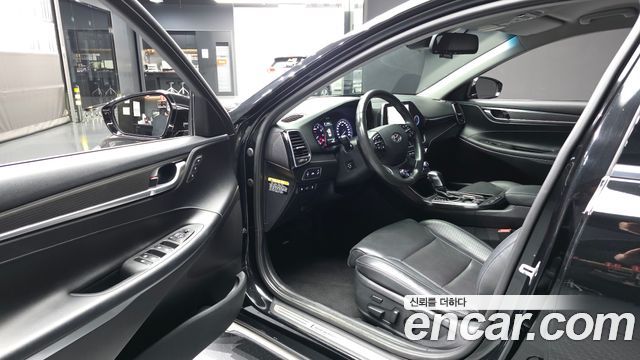 Hyundai Grandeur 2018 — photo 13