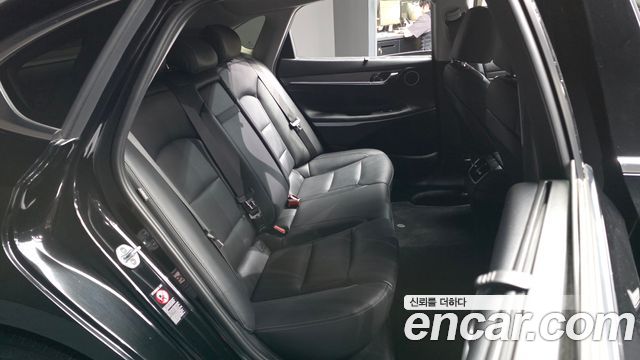 Hyundai Grandeur 2018 — photo 18