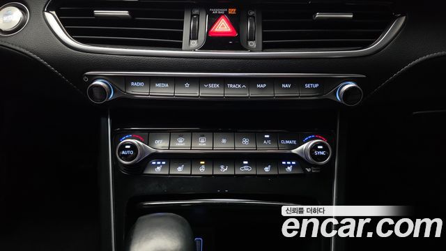 Hyundai Grandeur 2018 — photo 23
