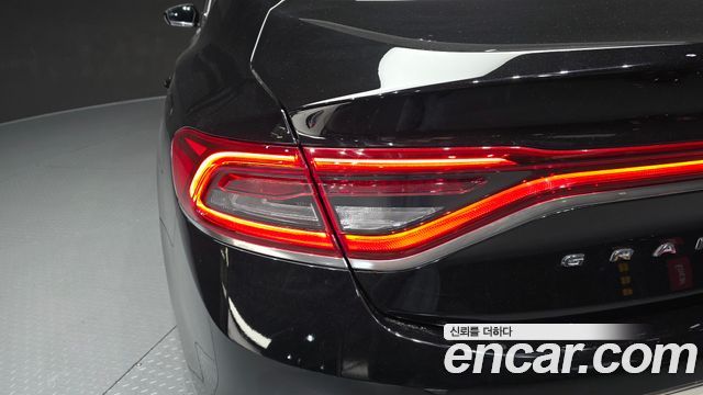 Hyundai Grandeur 2018 — photo 9