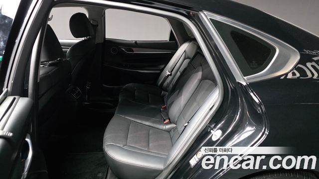 Hyundai Grandeur 2018 — photo 16