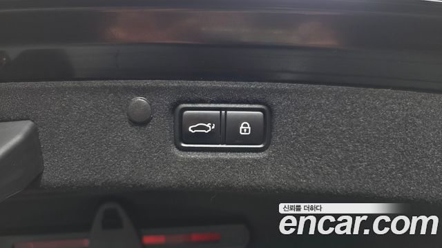 Hyundai Grandeur 2018 — photo 30
