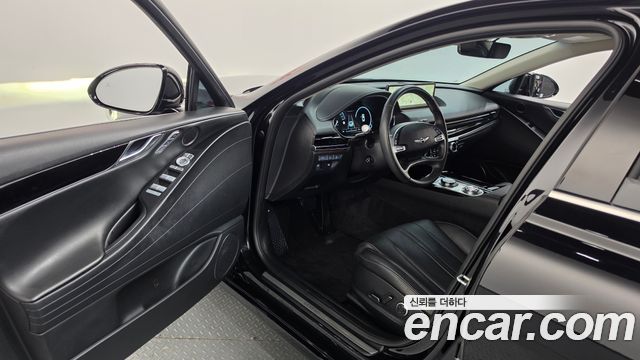 Genesis G80 2023 — photo 13