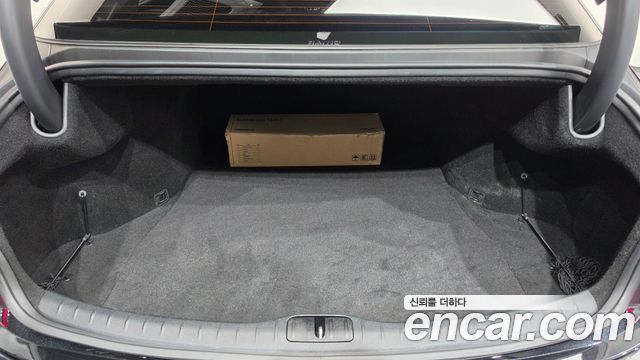 Genesis G80 2023 — photo 24