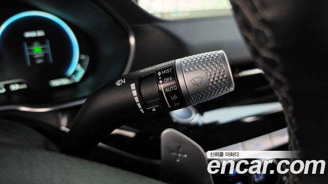 Genesis G80 2023 — photo 29