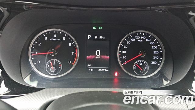 Kia K5 2023 — photo 11