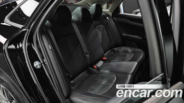 Kia K5 2023 — photo 17