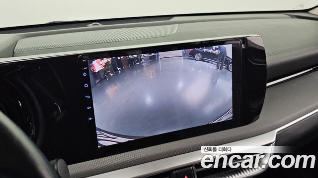 Kia K5 2023 — photo 20