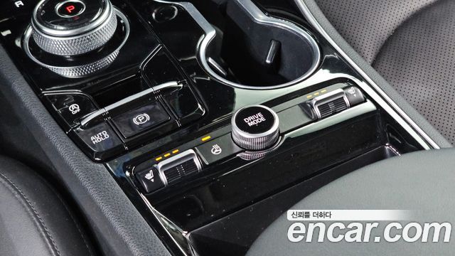 Kia K5 2023 — photo 23