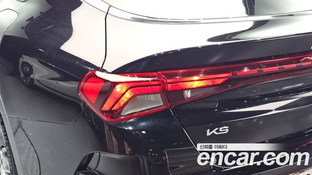 Kia K5 2023 — photo 9