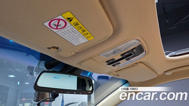 Kia Canival 2020 — photo 31