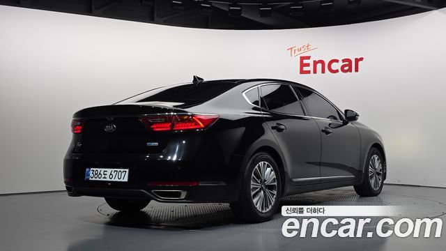 Kia K7 2019 — photo 2