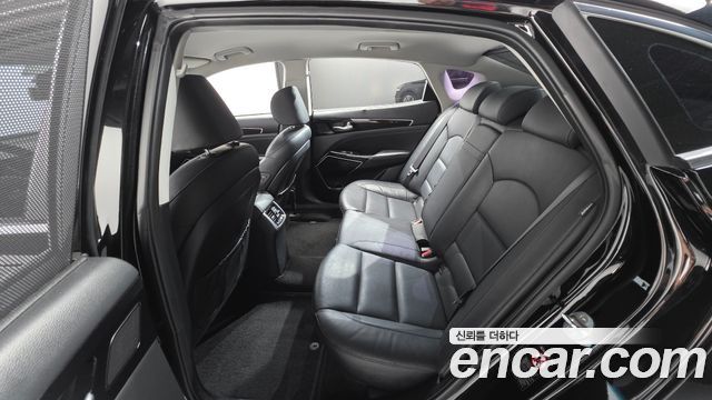 Kia K7 2019 — photo 17