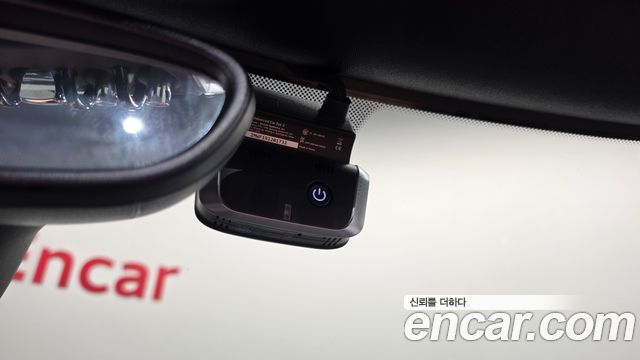 Mini Cooper Convertible 2020 — photo 30