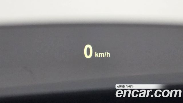 Mini Cooper Convertible 2020 — photo 31
