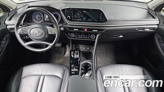 Hyundai Sonata 2022 — photo 10