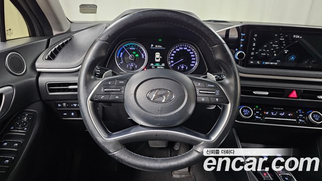 Hyundai Sonata 2022 — photo 19