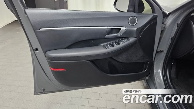 Hyundai Sonata 2022 — photo 14