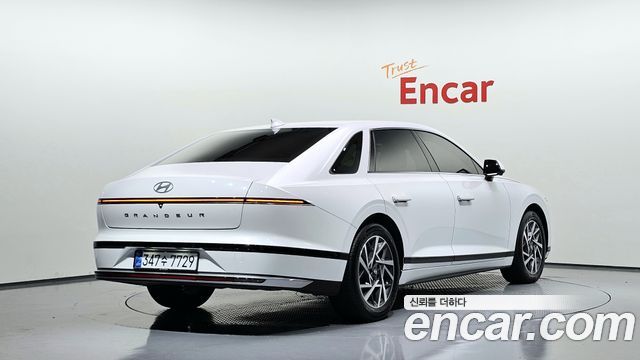 Hyundai Grandeur 2023 — photo 2