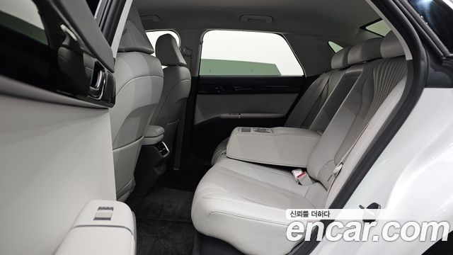 Hyundai Grandeur 2023 — photo 17
