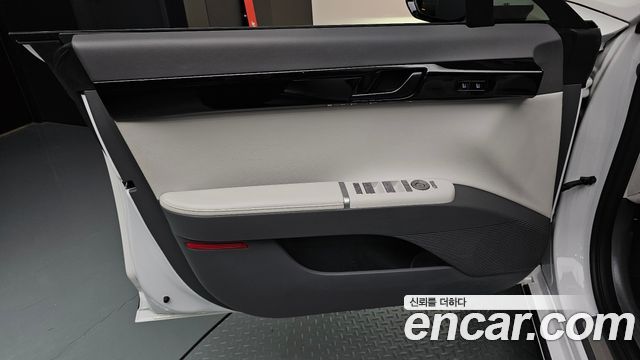 Hyundai Grandeur 2023 — photo 14