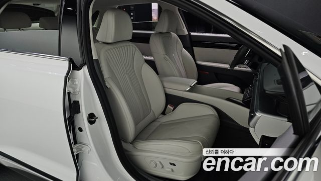 Hyundai Grandeur 2023 — photo 16