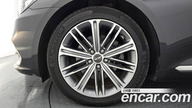 Genesis G80 2018 — photo 5
