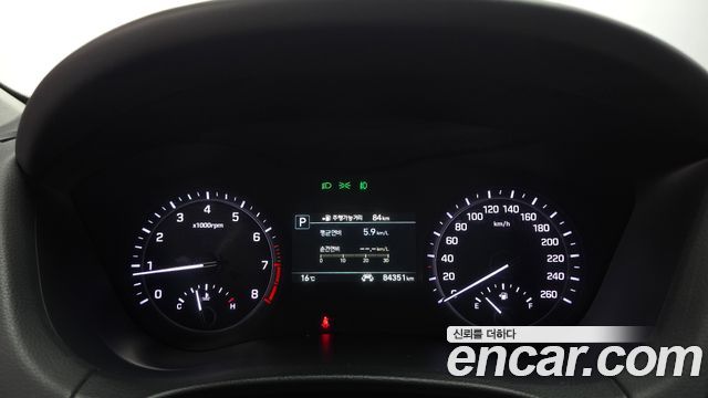 Genesis G80 2018 — photo 8