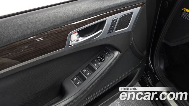 Genesis G80 2018 — photo 20