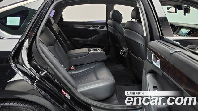 Hyundai Genesis 2016 — photo 12