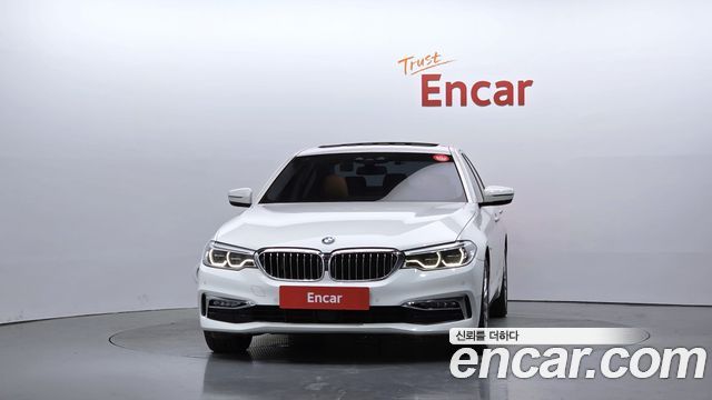 BMW 5-Series 2018 — photo 3