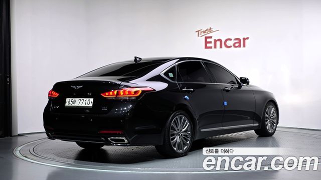 Genesis G80 2018 — photo 2