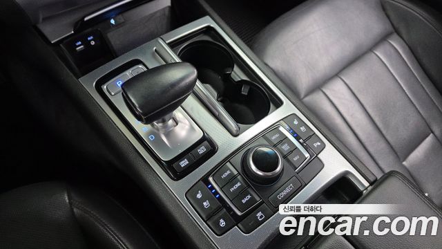 Genesis G80 2018 — photo 12