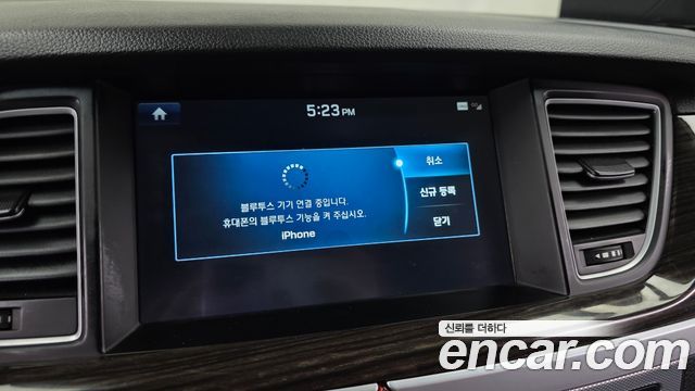 Genesis G80 2018 — photo 22