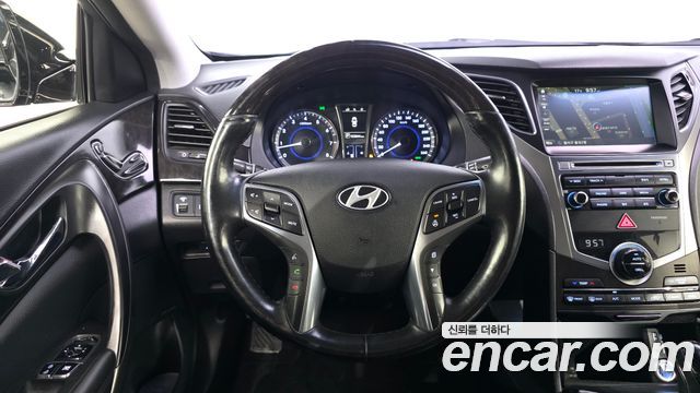 Hyundai Grandeur 2017 — photo 12