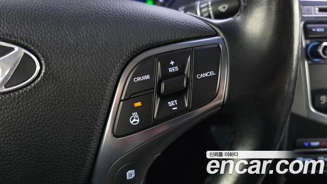 Hyundai Grandeur 2017 — photo 17