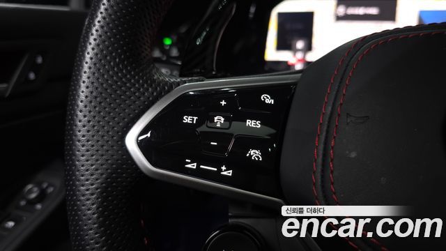 Volkswagen Golf 2023 — photo 28