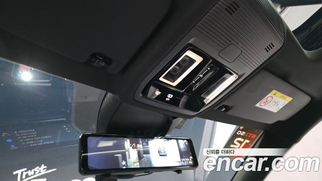 Volkswagen Golf 2023 — photo 32