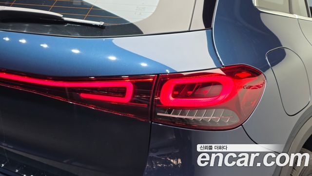 Mercedes-Benz EQA 2021 — photo 9